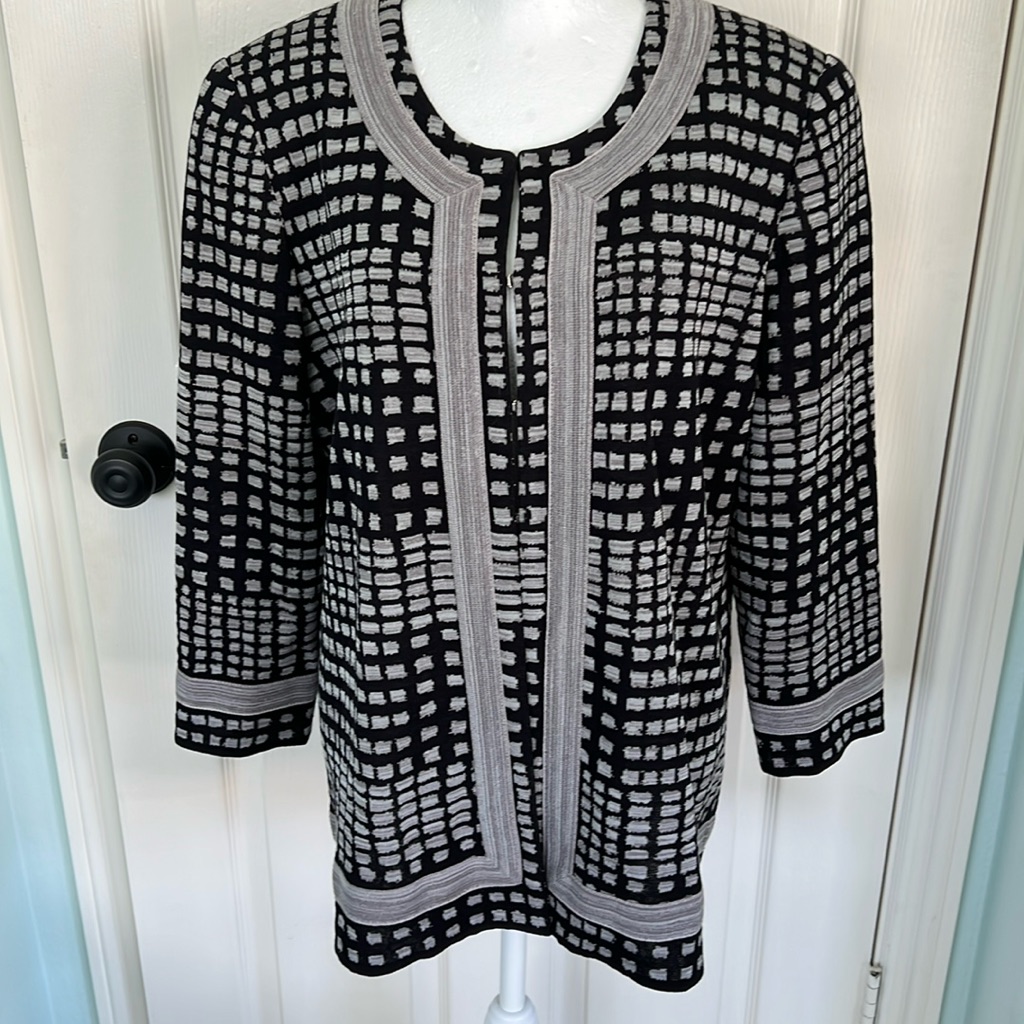 Misook Designer Vintage Cardigan Jacket With Hook And Eye Closures Xl